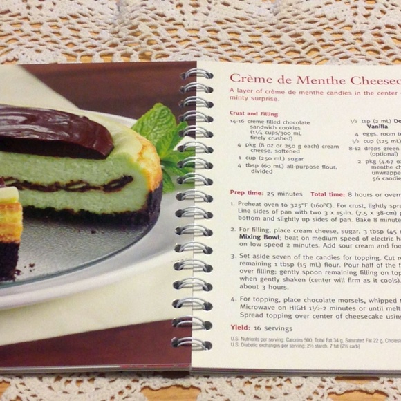 Pampered Chef Festive Holiday Desserts Cookbook - Picture 5 of 7